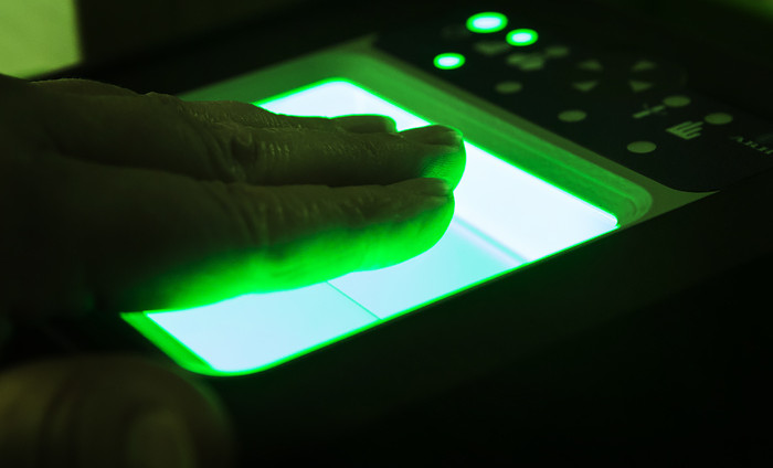 В Минцифры предложили разрешить сдачу биометрии онлайн