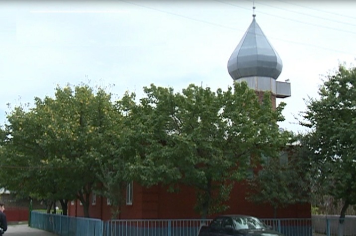 В Шелковском районе открылась реконструированная мечеть