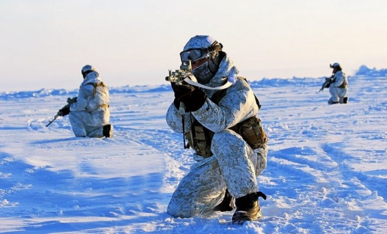 НАТО обсудит наращивание Россией военных возможностей в Арктике