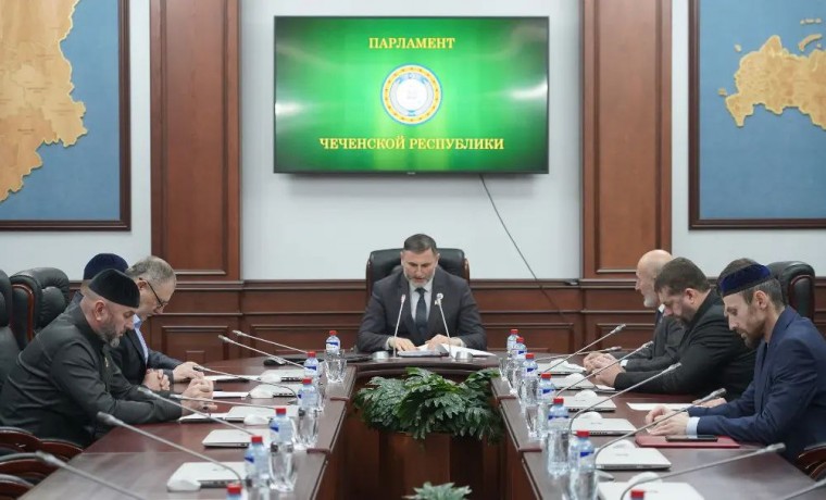 Аднан Нагаев провел заседание профильного комитета