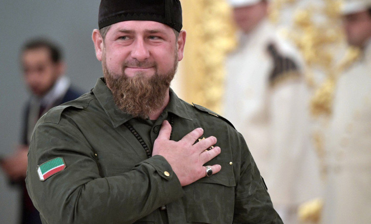Глава ЧР поздравил ветеранов и действующих сотрудников органов безопасности РФ с праздником