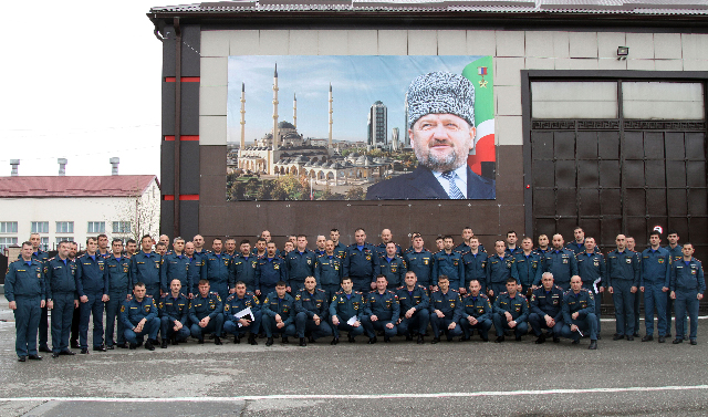 В Чечне прошел сбор по повышению уровня профподготовки сотрудников МЧС