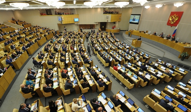 Госдума приняла внесенные Путиным поправки к проекту о пенсионных изменениях