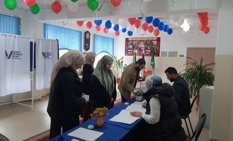В Чеченской Республике многодетные семьи активно голосуют на выборах Президента России