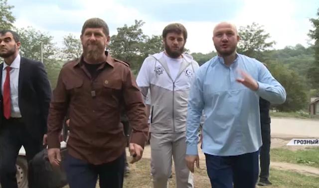Рамзан Кадыров проинспектировал строительные работы на 35-м и 56-м участках Грозного