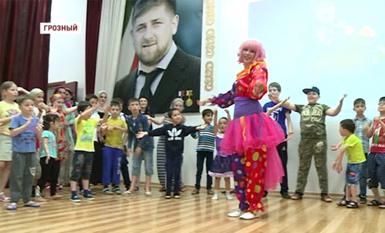 Солисты государственного ансамбля «Нохчо» провели благотворительную акцию для детей-инвалидов