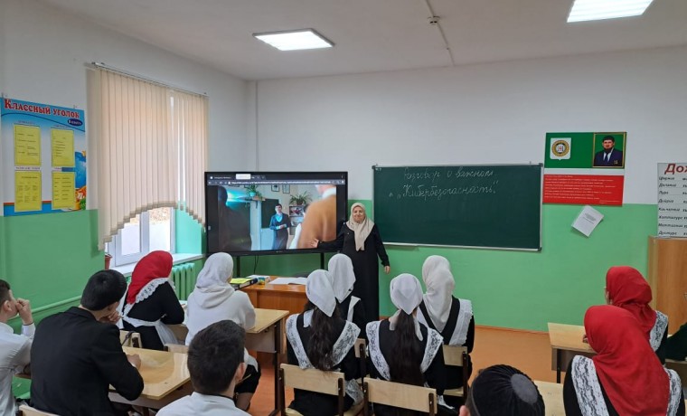 Все среднеобразовательные учреждения ЧР поддержали «Киноуроки в школах России»