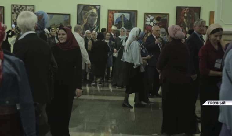 В Чечне состоялась конференция «Город Грозный в современном  изобразительном искусстве»