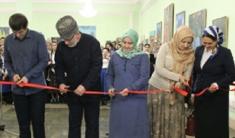 В Грозном открылась выставка народного художника Ингушетии Ризвана Алхазова