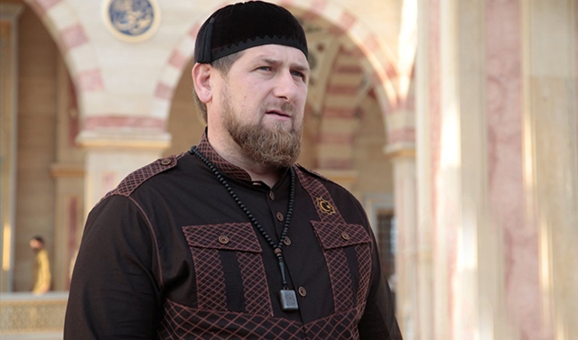 Рамзан Кадыров поздравил мусульман с наступлением священного месяца Зуль-Хиджа