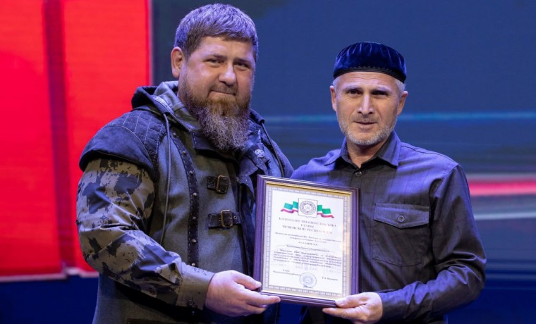Ряд сотрудников ЧГТРК «Грозный» получили награды от Главы ЧР