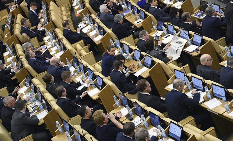 Госдума освободила граждан под санкциями от уплаты налогов в России