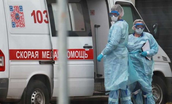 В России зарегистрирована рекордная смертность от коронавируса за сутки