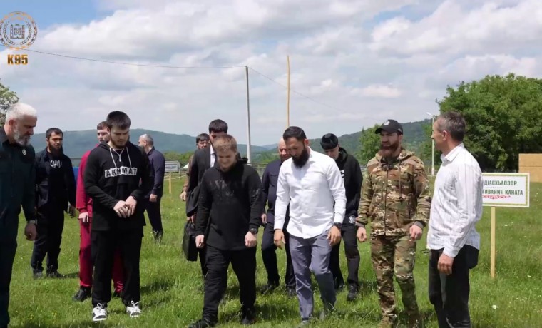 Ахмат Кадыров совершил инспекционную поездку в село Беной