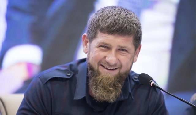 Рамзан Кадыров поздравил с победой на Чемпионате мира по борьбе Абуязида Манцигова