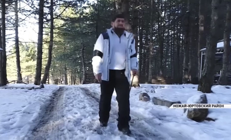 Рамзан Кадыров совершил конную прогулку по горным склонам Ножай-Юртовского района