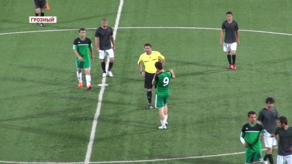 Команды «Лидер» и «Марта» встретились в рамках матча 11-го тура чемпионата Чечни по футболу