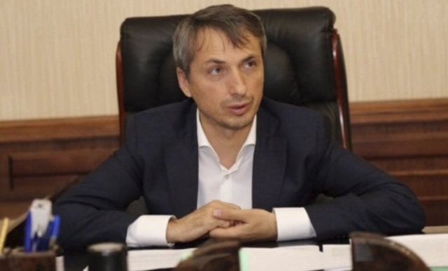 Эльхан Сулейманов провел встречу с делегацией Минздрава РФ