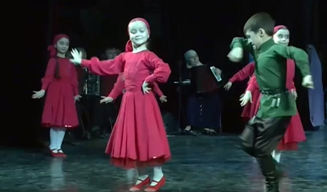 В Чечне отметили юбилей детского ансамбля песни и танца «Башлам» имени Хасана Алиева