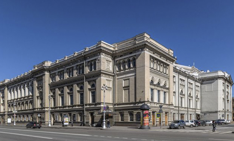 20 сентября 1862 года в Санкт-Петербурге официально открылась первая в России консерватория
