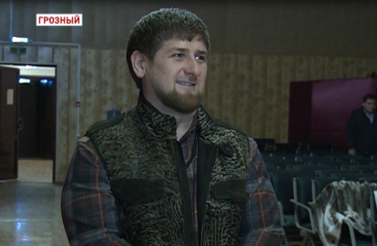 Р. Кадыров побывал на репетиции Государственного ансамбля песни и танца «Нохчо»