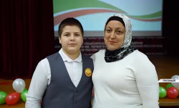 В Центре образования имени Ахмата-Хаджи Кадырова прошла инаугурация Президента ученического самоуправления Адама Кадырова