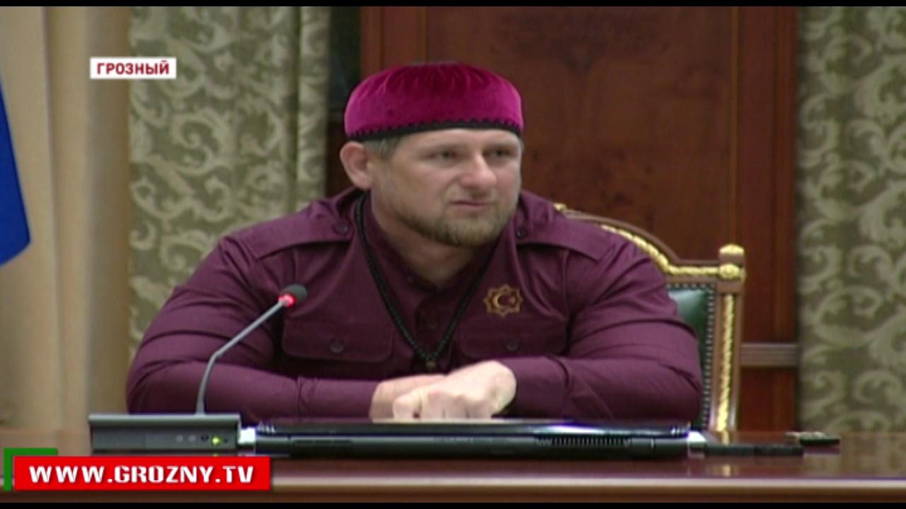 Рамзан Кадыров раскритиковал глав муниципалитетов из-за несвоевременной госрегистрации недвижимости.