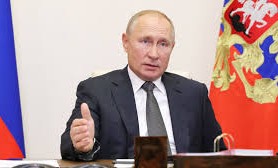 Путин поручил кабмину сохранить поддержку российской кинематографии в 2021 году