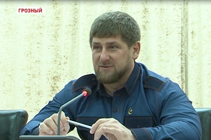 Р. Кадыров отметил труд активистов молодежных организаций