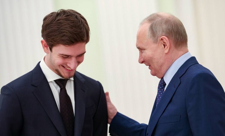 Владимир Путин встретился с Али Кадыровым