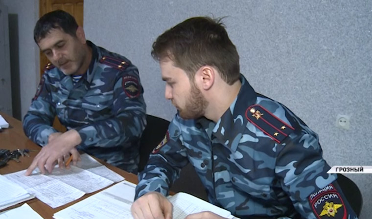В Чечне продолжают трудоустраивать детей погибших сотрудников силовых структур 