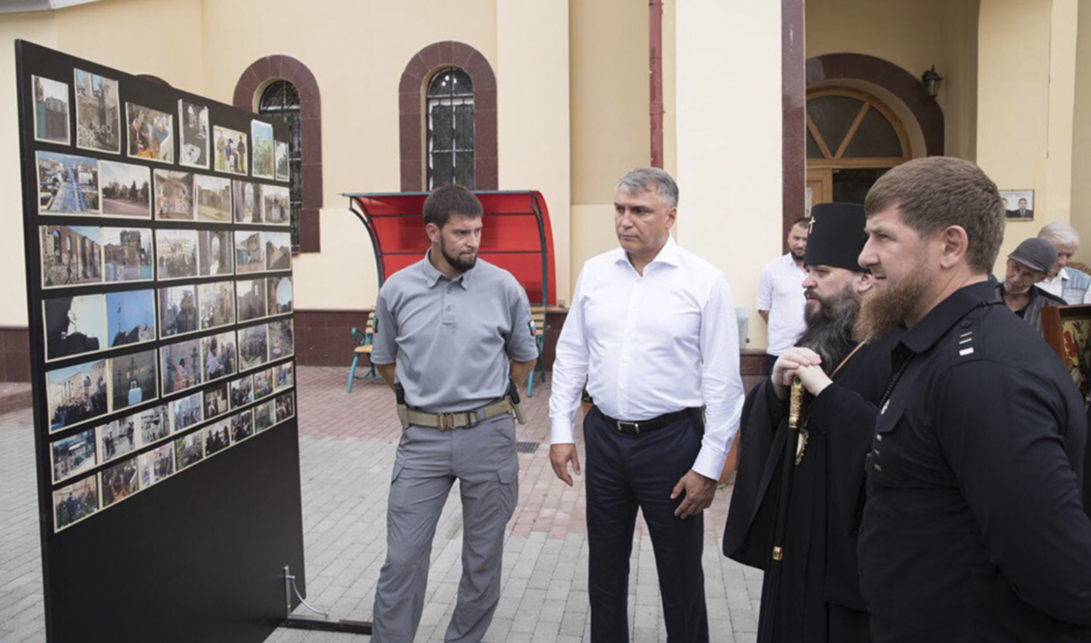 Рамзан Кадыров и Александр Матовников посетили ряд религиозных объектов Грозного