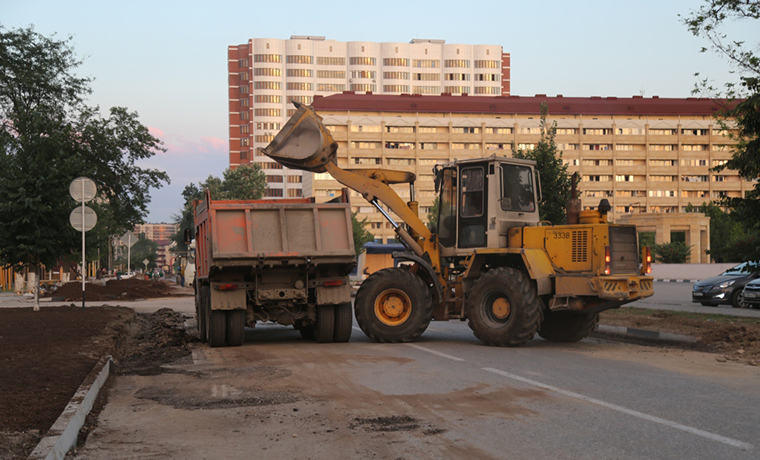 В Грозном завершаются работы по реконструкции улицы Санкт-Петербургской (бывшая Интернациональная)