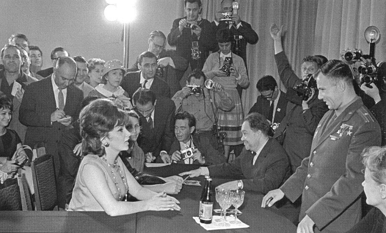 46 лет назад (1959) в Москве открылся первый Международный кинофестиваль 