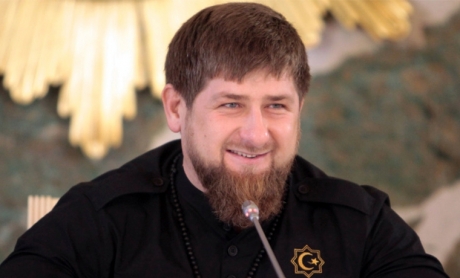Рамзан Кадыров поздравил налоговиков Чечни с 19-летием со дня создания службы