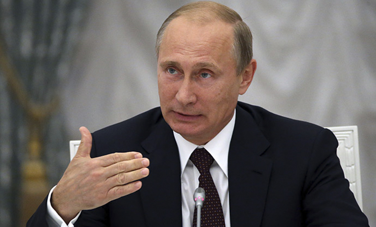 Путин обсудил с членами Совбеза России урегулирование в Сирии и подготовку к предстоящим саммитам
