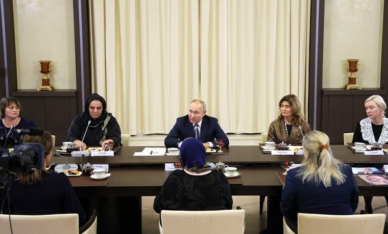 Жарадат Агуева приняла участие во встрече с Владимиром Путиным
