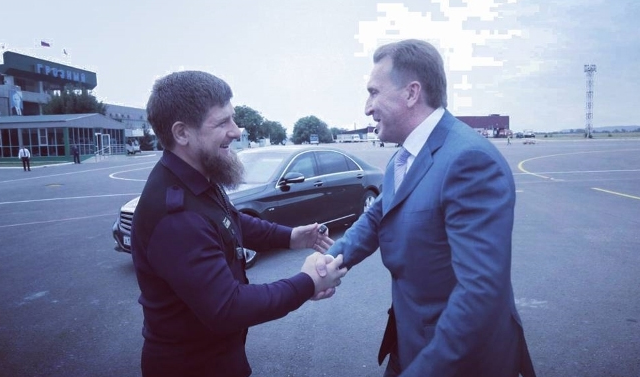Глава Чечни поздравил Игоря Шувалова с днем рождения