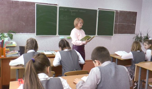 По программе «Земский учитель» 64 педагога из Чечни получат выплату