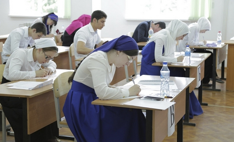 Около 12 тысяч выпускников сдадут ЕГЭ в Чеченской Республике в 2017 году