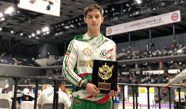 Спортсмен из Чечни стал чемпионом мира по карате «Киокусинкай» в Токио