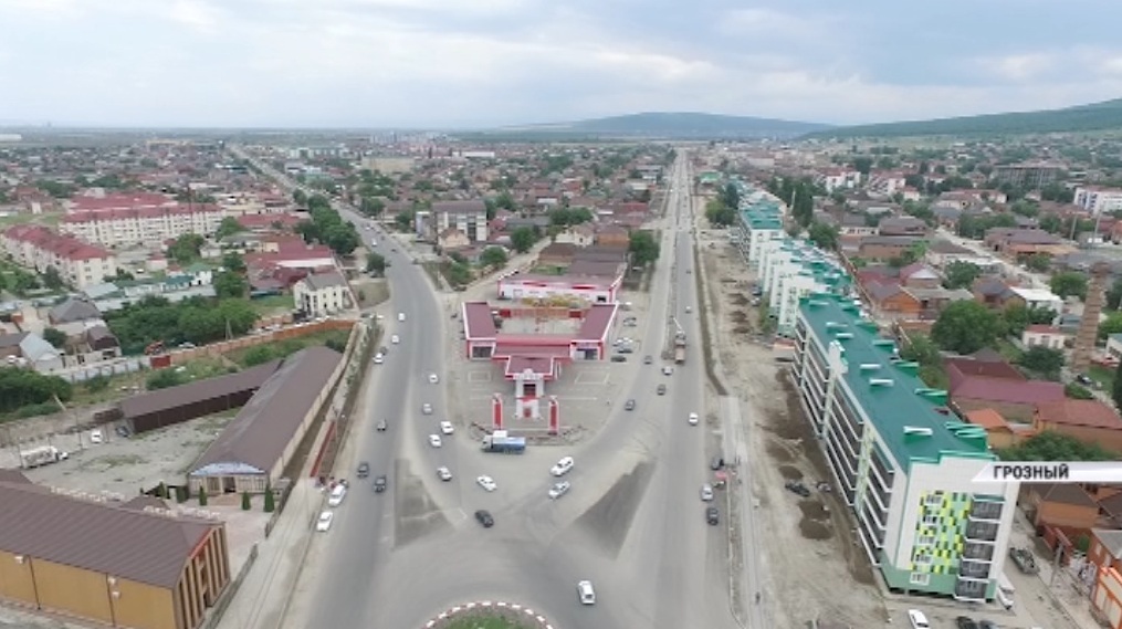Реконструкция улиц Ханкальская и Узуева в Грозном близится к завершению 