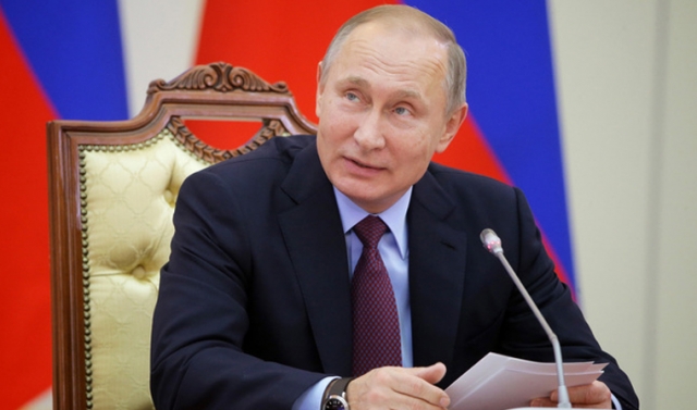 Владимир Путин проводит первое в этом году совещание с членами правительства