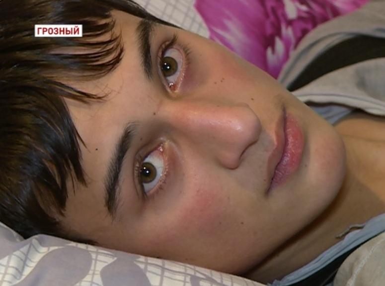 Фонд Кадырова оплатил лечение больного мальчика из Чечни