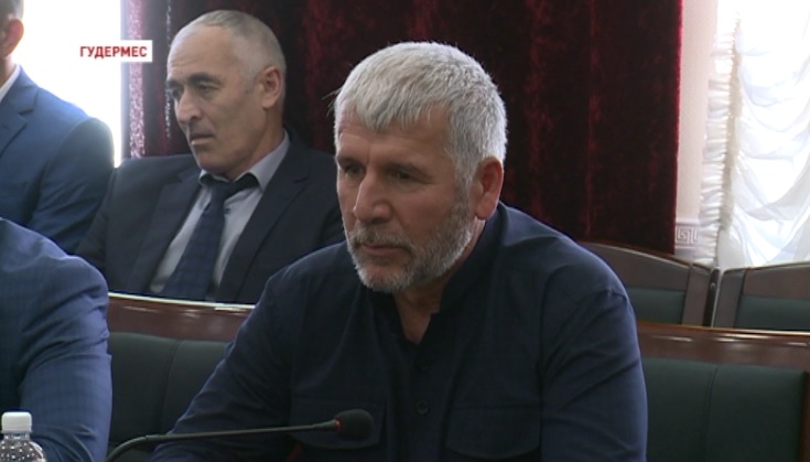 Новым руководителем  Гудермесского муниципального района избран Вахит Усмаев