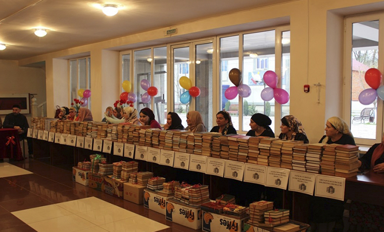 В Гудермесском районе собрано около 4 тысяч книг в рамках акции &quot;Дарю книгу библиотеке-2017&quot;  