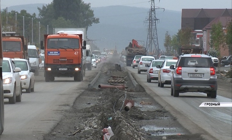 Работы по реконструкции улиц Ханкальская и Узуева близятся к завершению 