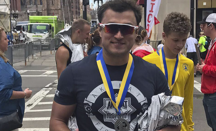 Рамзан Кадыров поздравил Эдуарда Безуглова с финишем в Бостонском марафоне 