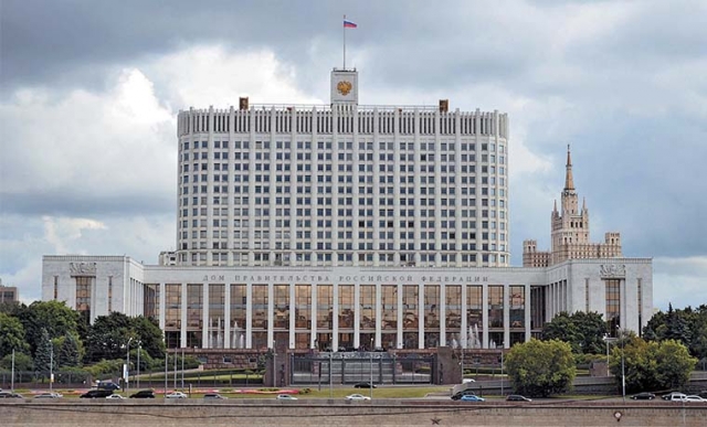 Кабмин утвердил 30 госуслуг, предоставляемых в МФЦ по принципу "одного окна"
