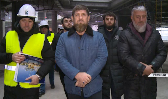 Рамзан Кадыров проинспектировал строительство ТРЦ «Грозный Молл»